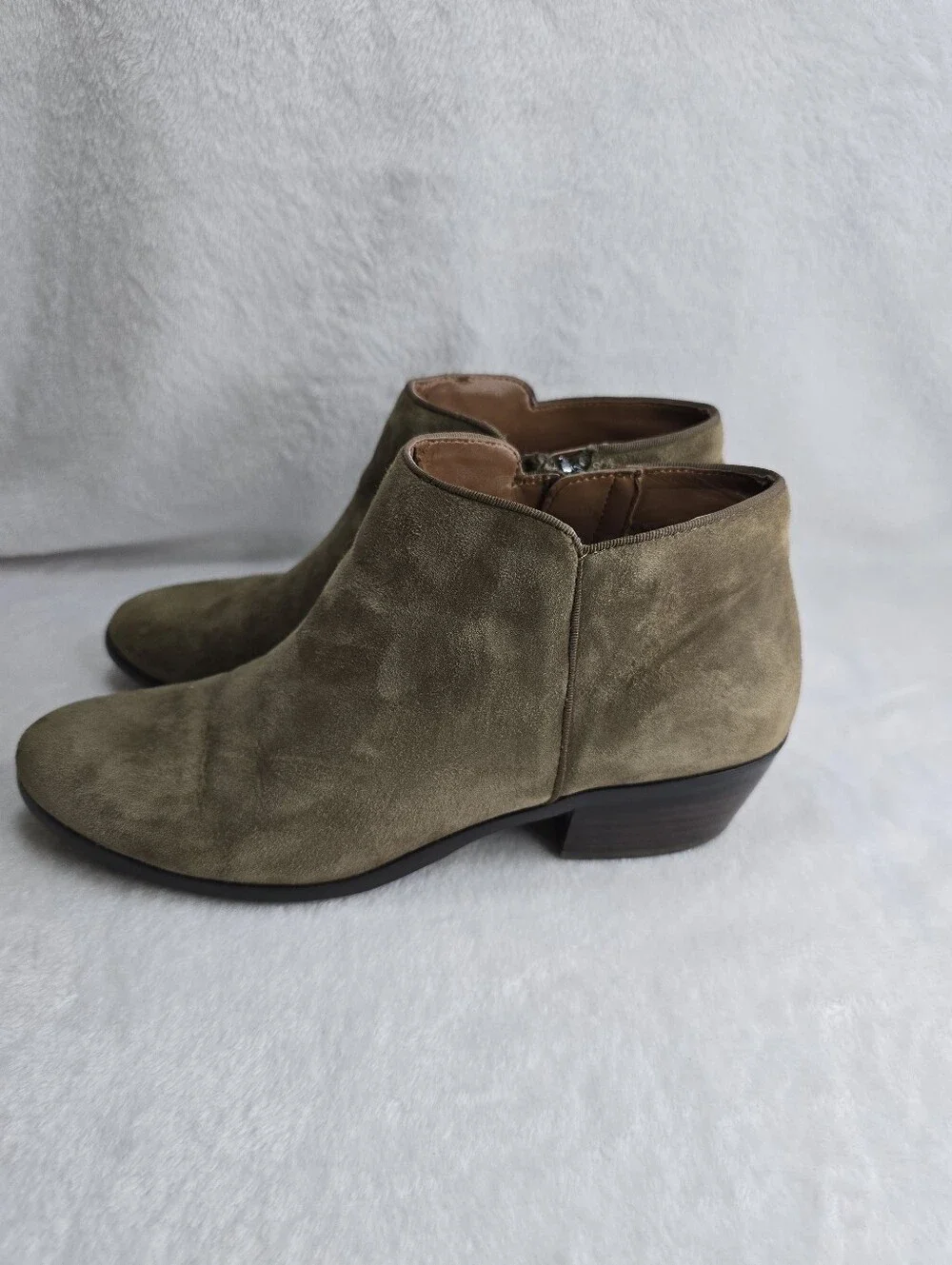 Sam Edelman Petty Suede Ankle Booties Olive Moss Womens size 8 See Description
